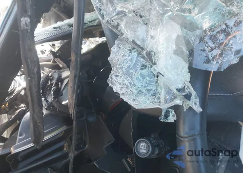 2019 GMC Yukon Xl Slt z USA, uszkodzony, nr VIN 1GKS1GKC6KR377750